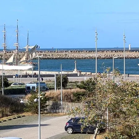 Apartament Plage, Vue Et Dragon, Garage Pour Moto *