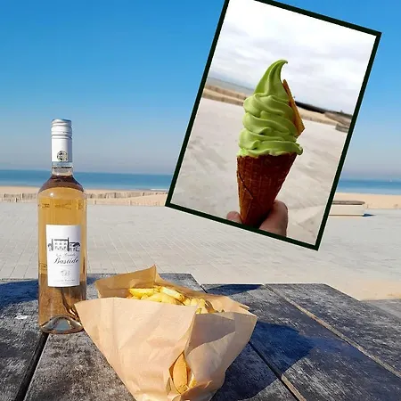 Plage, Vue Et Dragon, Garage Pour Moto * Calais