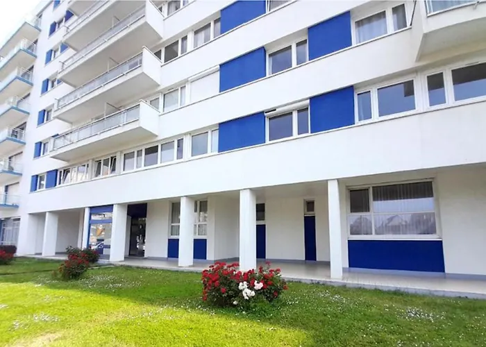 Plage, Vue Et Dragon, Garage Pour Moto * Calais