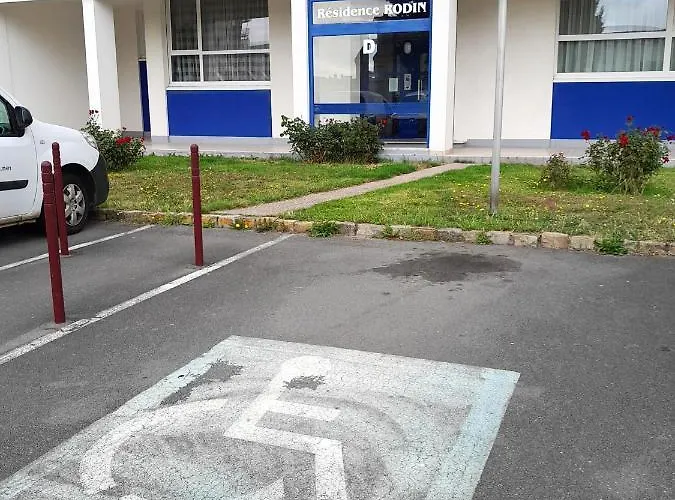 Plage, Vue Et Dragon, Garage Pour Moto Appartement Calais