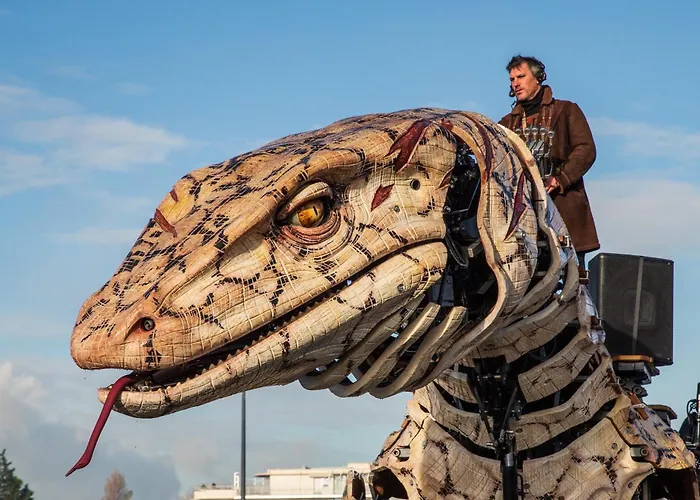 Appartement Plage, Vue Et Dragon, Garage Pour Moto